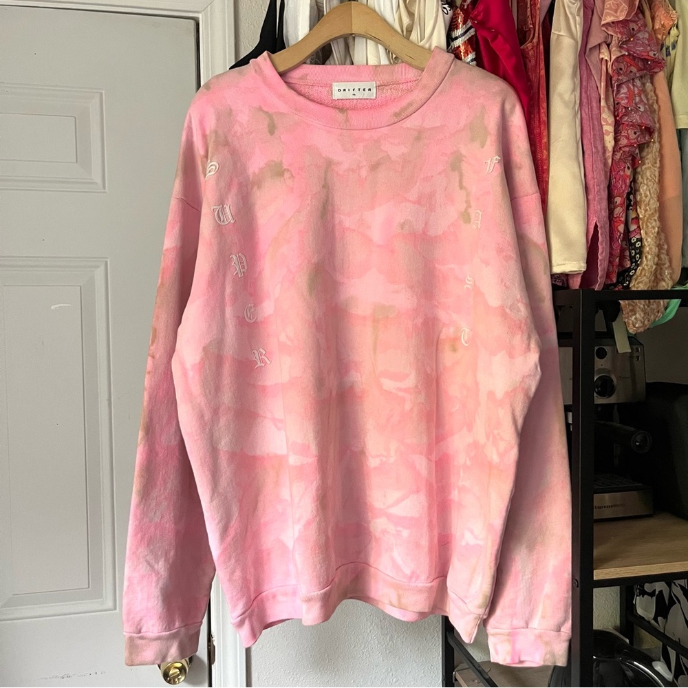 DRIFTER pink tie‎ dye crew neck text font long sleeve oversized sweater